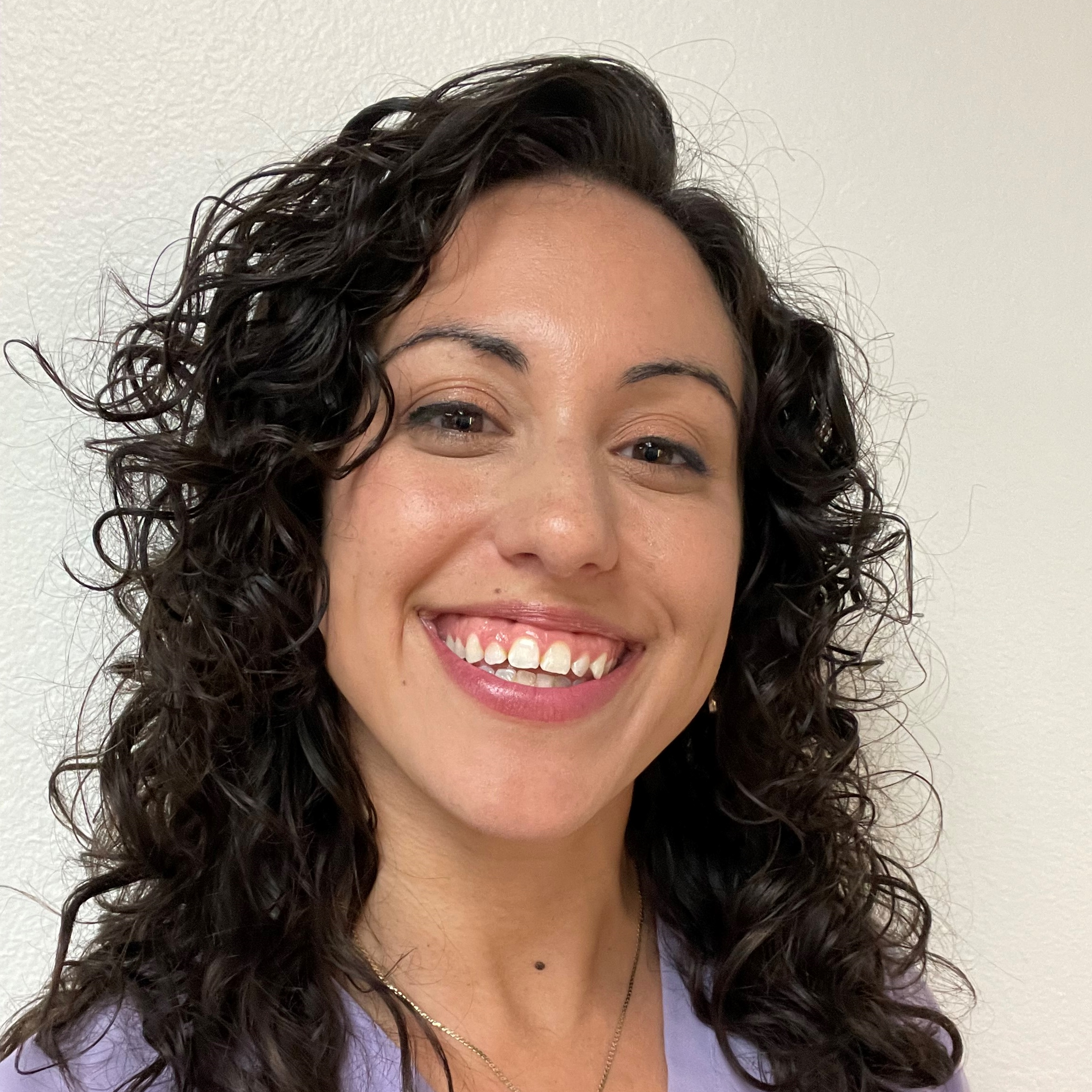 Licensed Acupuncturist Dr. Natrin