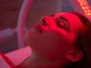 Read more about the article Post-Run Recovery at Crown Point: How Red Light Therapy Near Mission Bay Speeds Up Healing