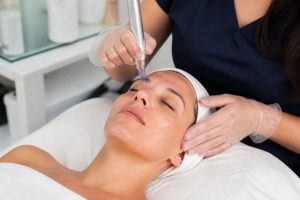 Read more about the article Microneedling Pricing in San Diego: 2026 Cost Guide